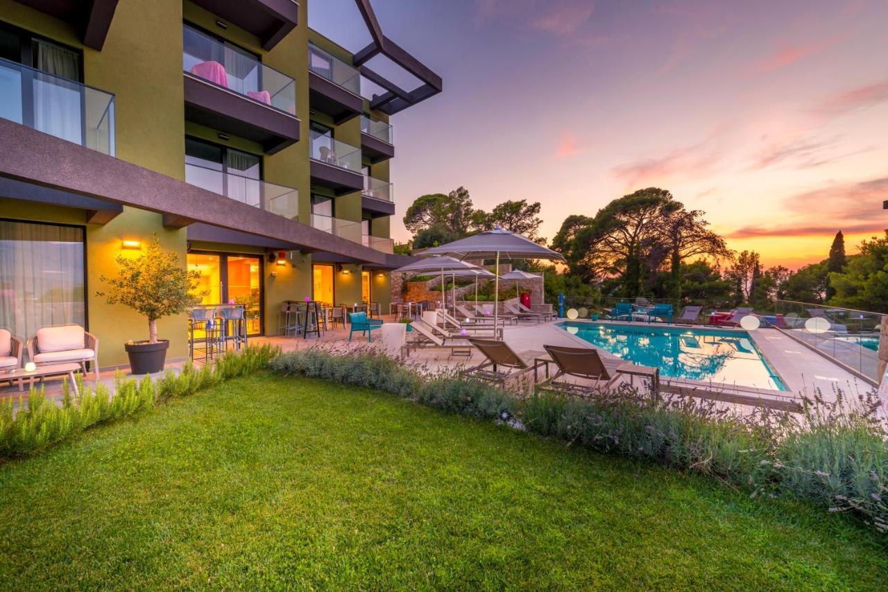Seventh Hotelli